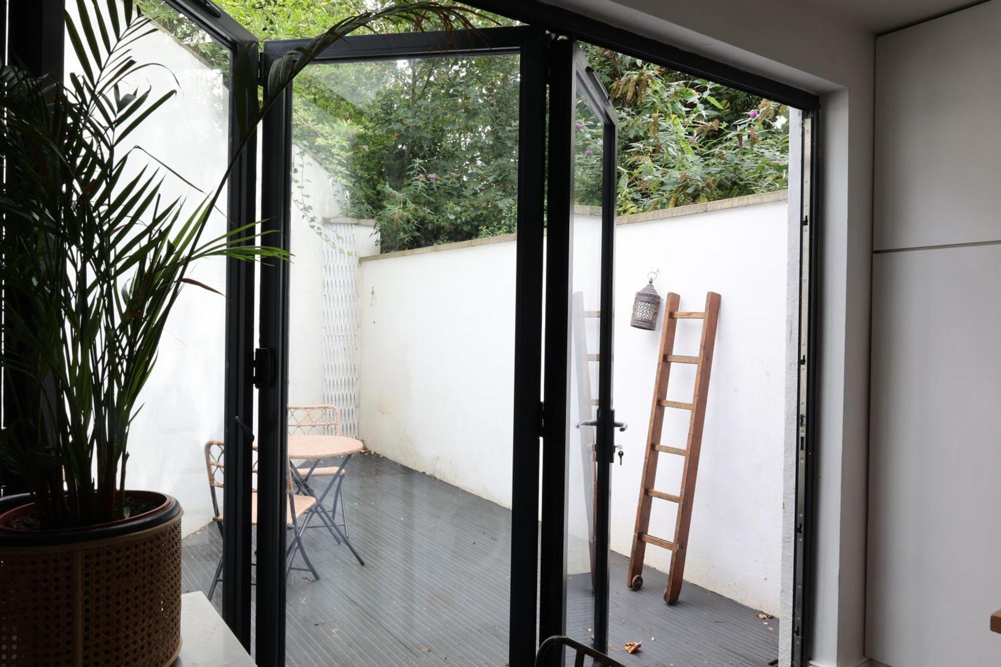 Stunning Walthamstow Village Flat * Londra